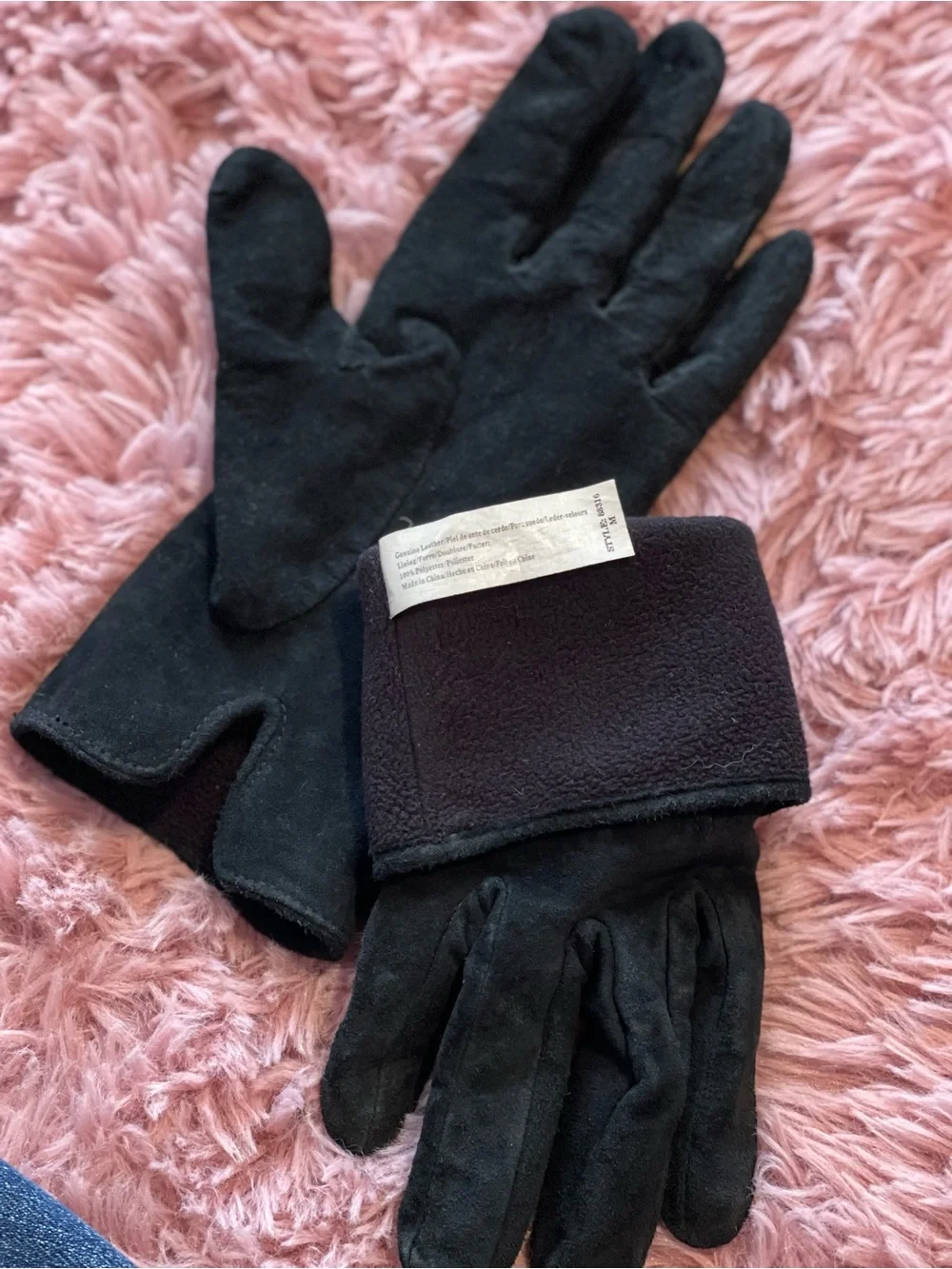 Isotoner Aris Black Genuine Pig Suede Leather Gloves - Women's Medium - Picture 3 of 3
